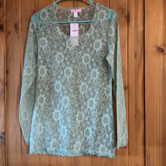 Lady top - Picture 2 of 5